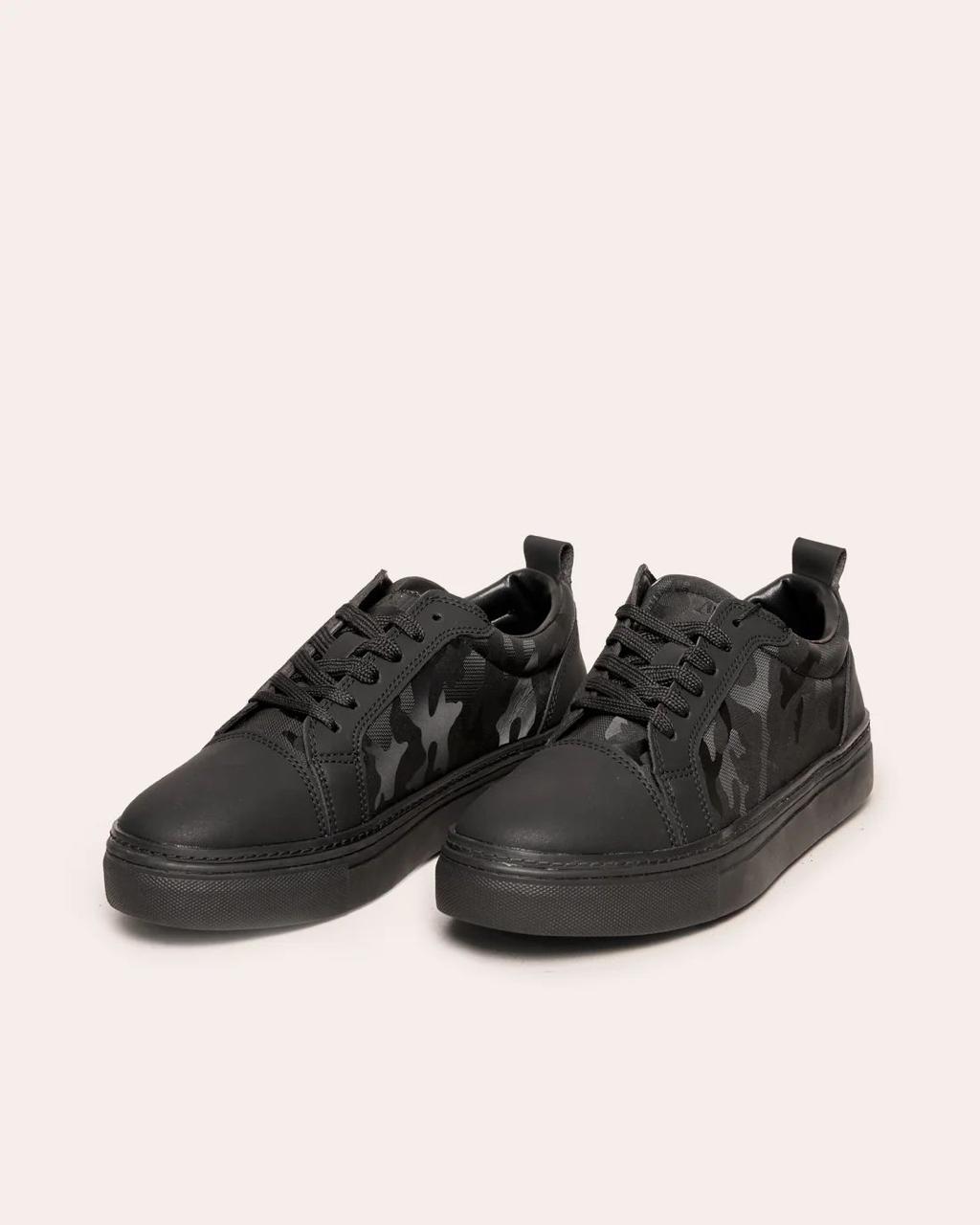 DOMINION BLACK