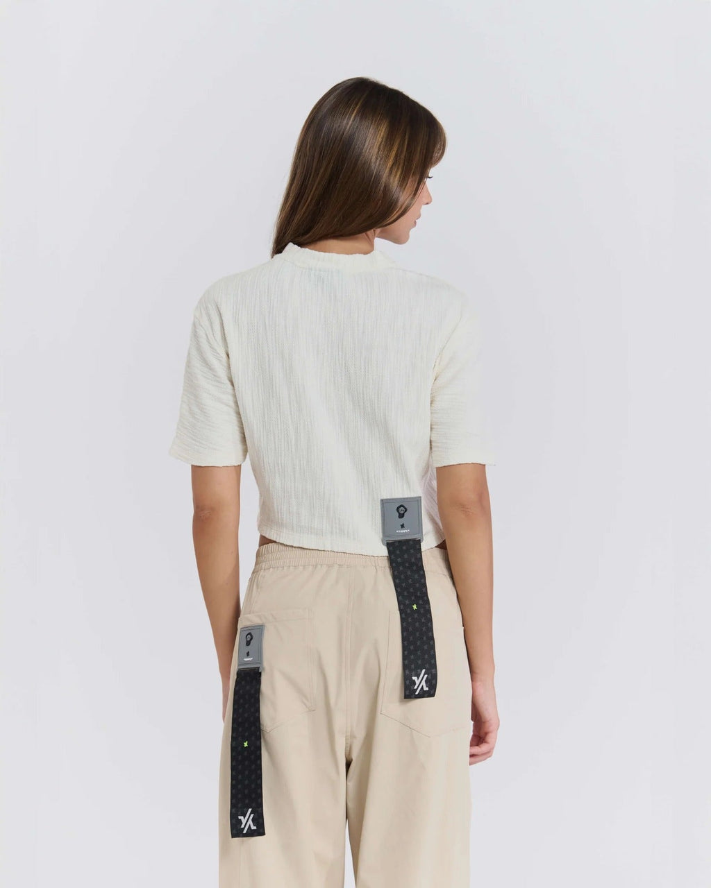 PANEL CROP TOP Y/OUT