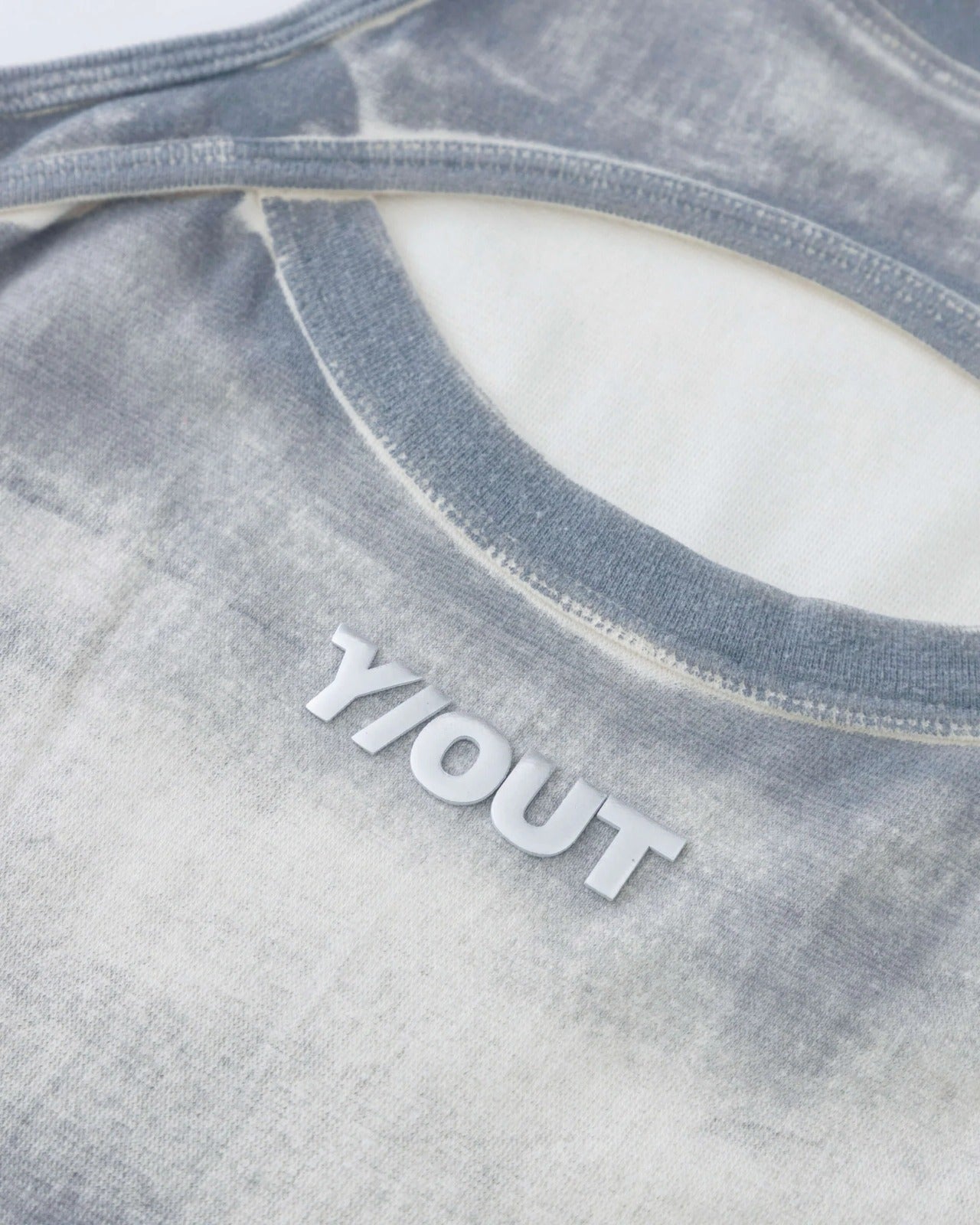 HUB TOP Y/OUT