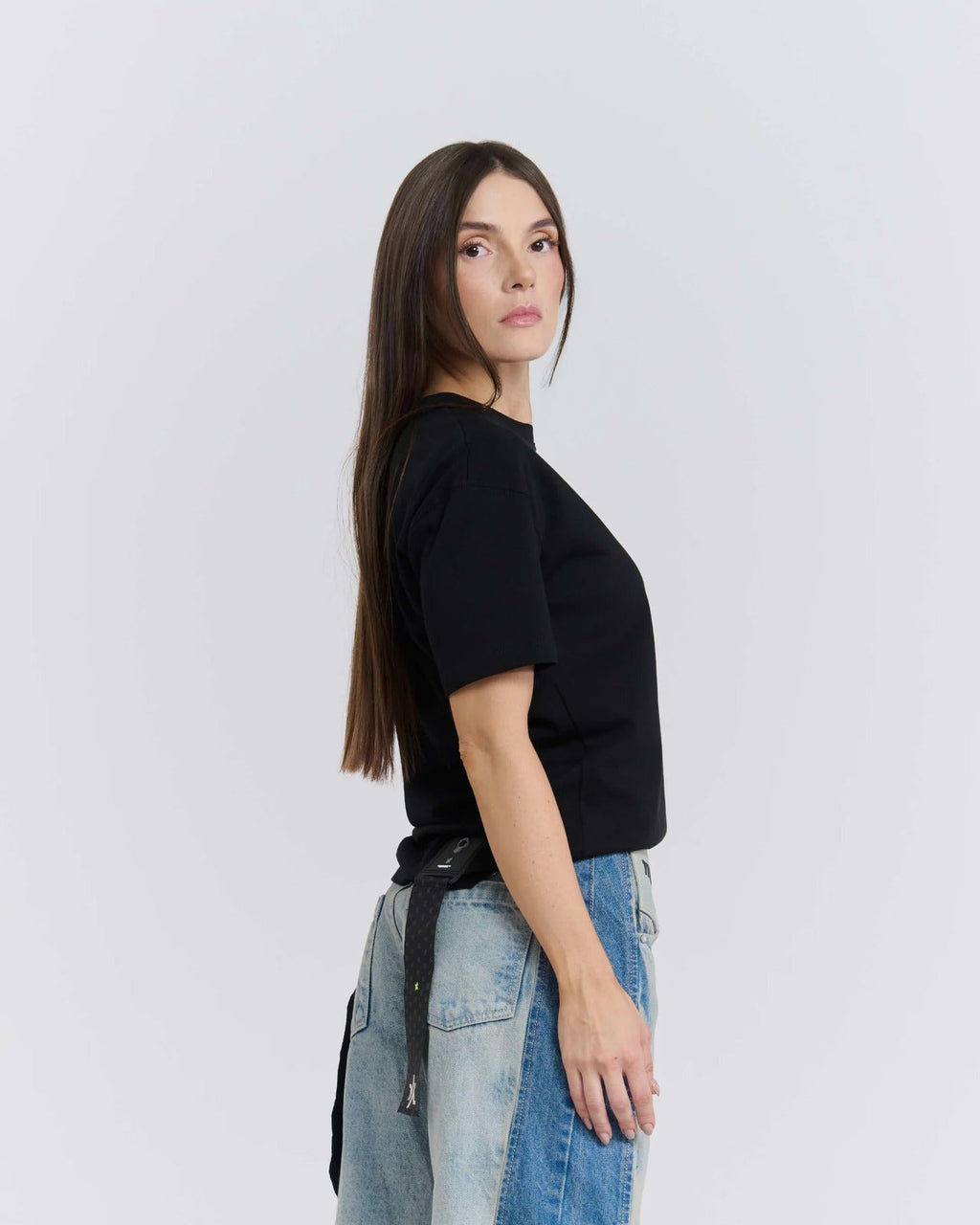 CLAIM TAG T-SHIRT Y/OUT