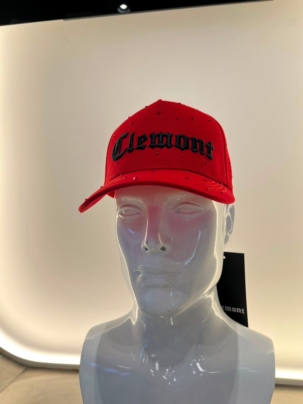 cap prigione roja