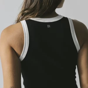 Vega Top Black